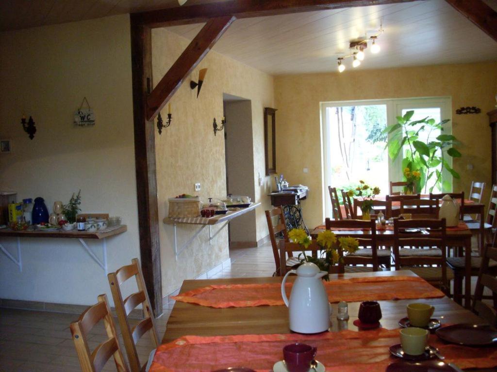 Pension Lindenhof Kachlin ภายนอก รูปภาพ